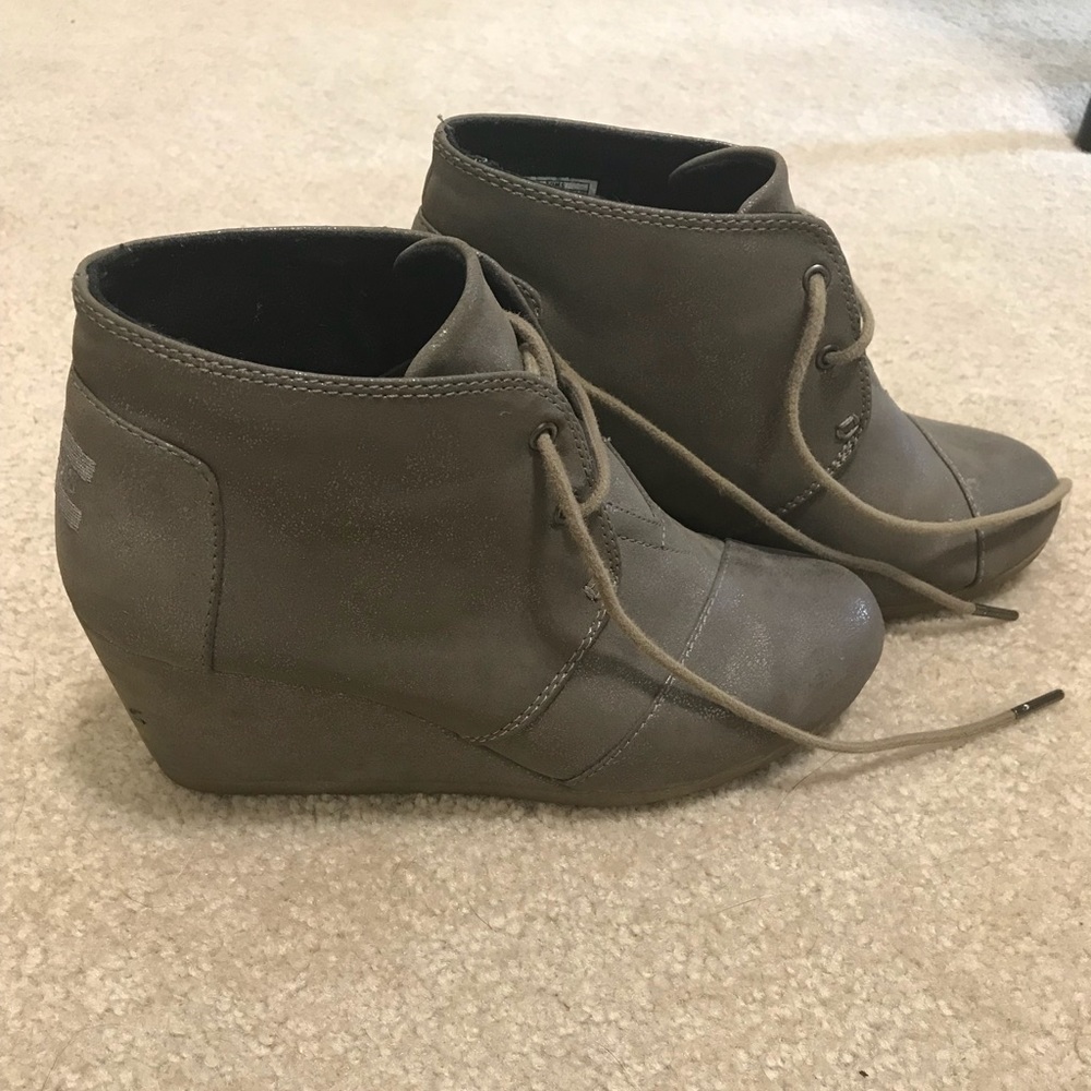 Toms Grey/Metallic Wedge Booties - Size 7